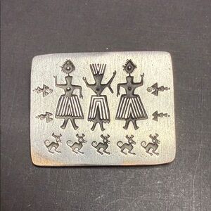 Urban Fetishes Silver Textured Brooch